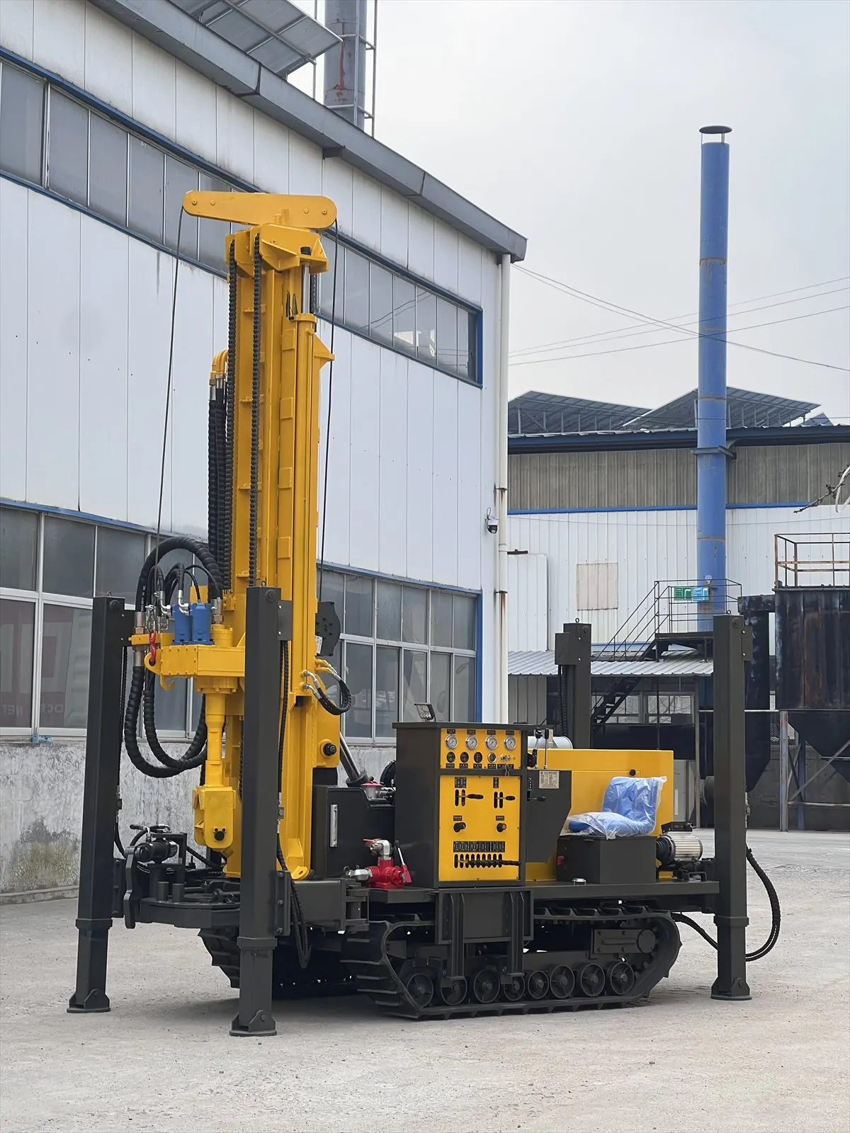 HY180C 180m Crawler Rig technical illustration